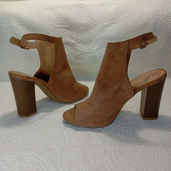 Lulus Sandals Block Heel Suede Peep-Toe With Adjustable StrapTan - Picture 6 of 10